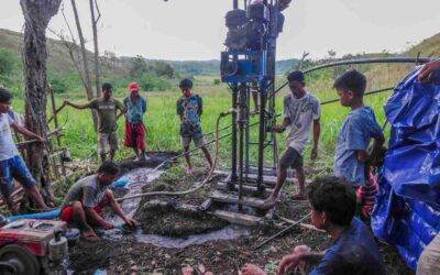 Mesin Bor – Pengeboran untuk memberikan akses ke air bersih!