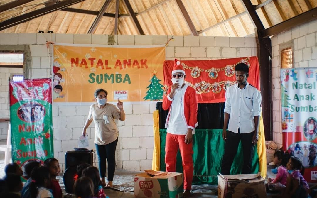 SD Mbinudita merayakan Hari Natal