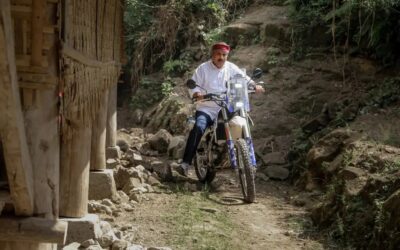 Get rid of heavy terrain, the Regent of East Sumba visit with a trail bike